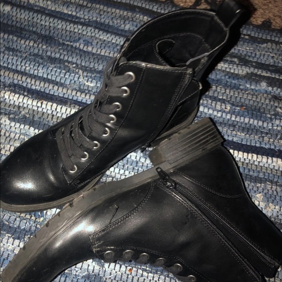 Combat boots - Picture 2 of 2